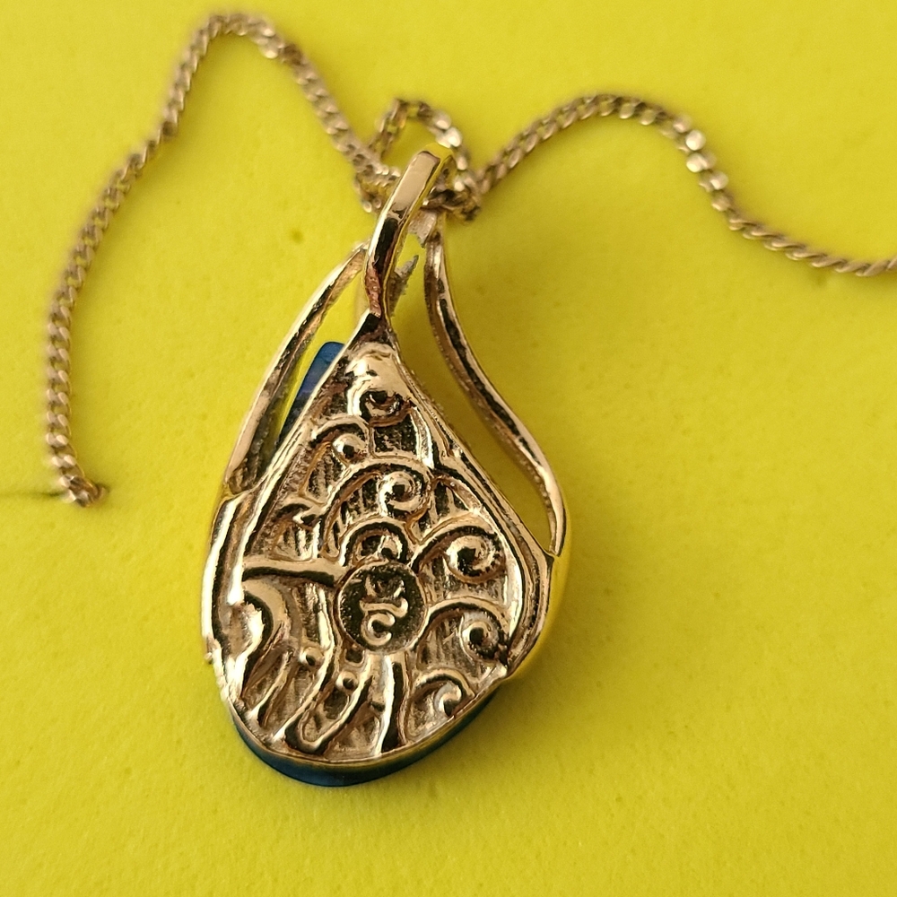 Vintage Xiomara Castra Gold Tone and Abalone Pendant on 24 Inch Gold-tone Chain - Picture 2 of 12
